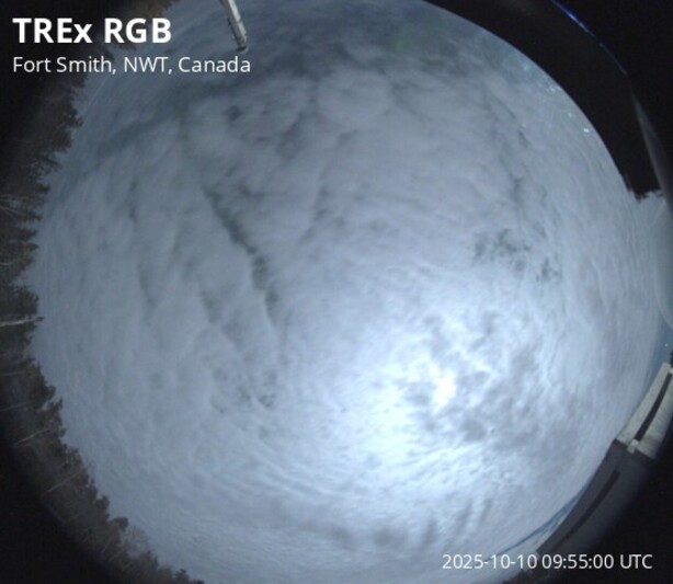 Latest live northern lights webcam from Fort Smith, NWT in Canada