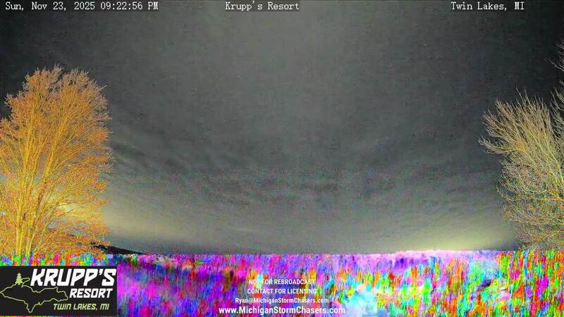 Latest live northern lights webcam from Twin Lakes, Michigan in Usa